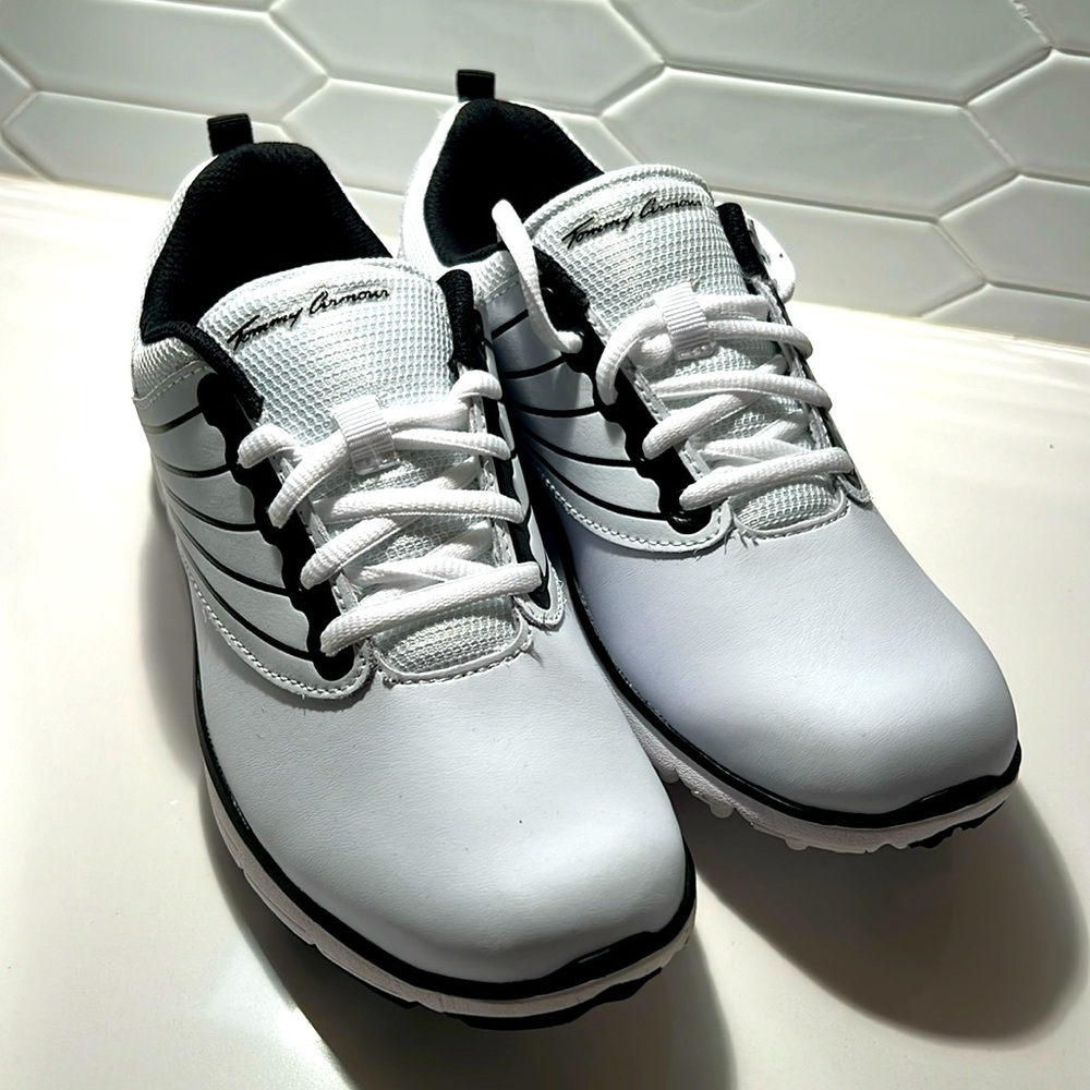 Tommy Armour golf shoes. Women size 8.
